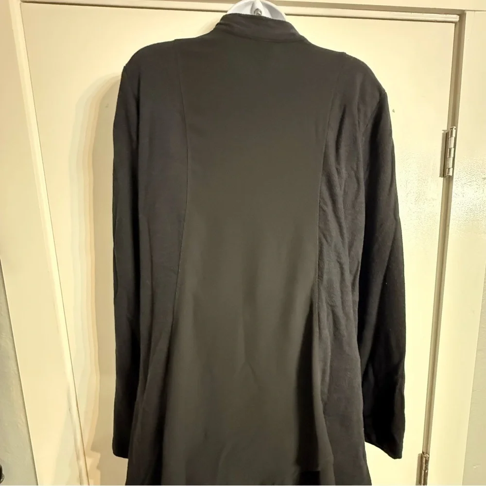 XCVI Women's Black Zip-Up long sleeve size XL Lightweight - Picture 2 of 6